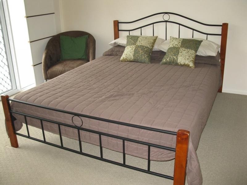 42 Warburton Street, North Ward QLD 4810