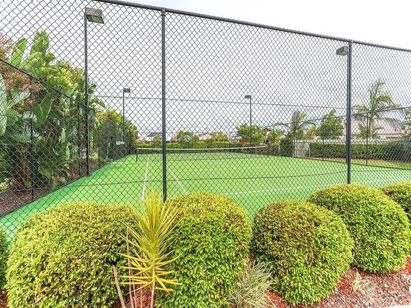 54/4 Grand Parade, Parrearra QLD 4575