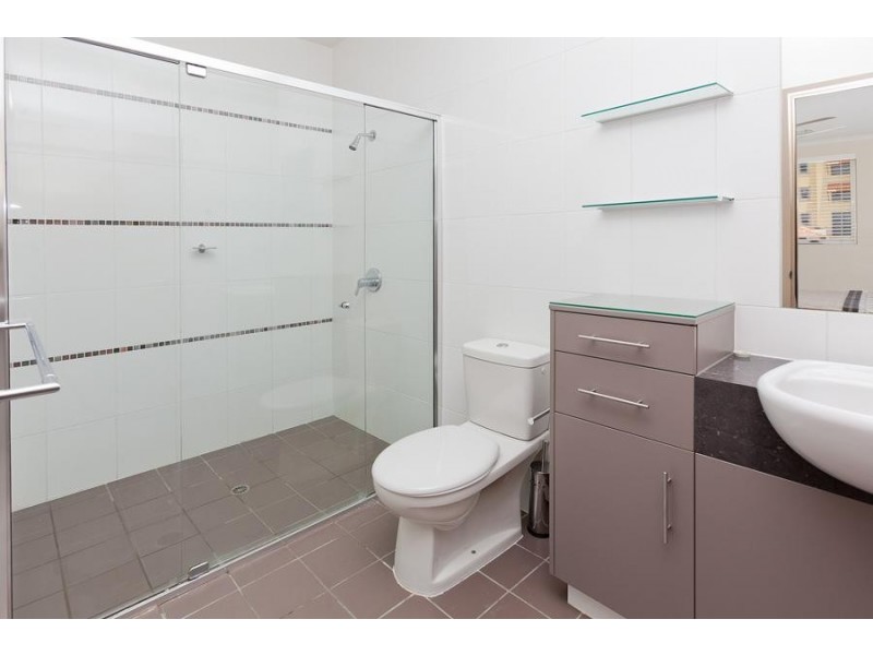 42 NEWSTEAD TERRACE, Newstead QLD 4006