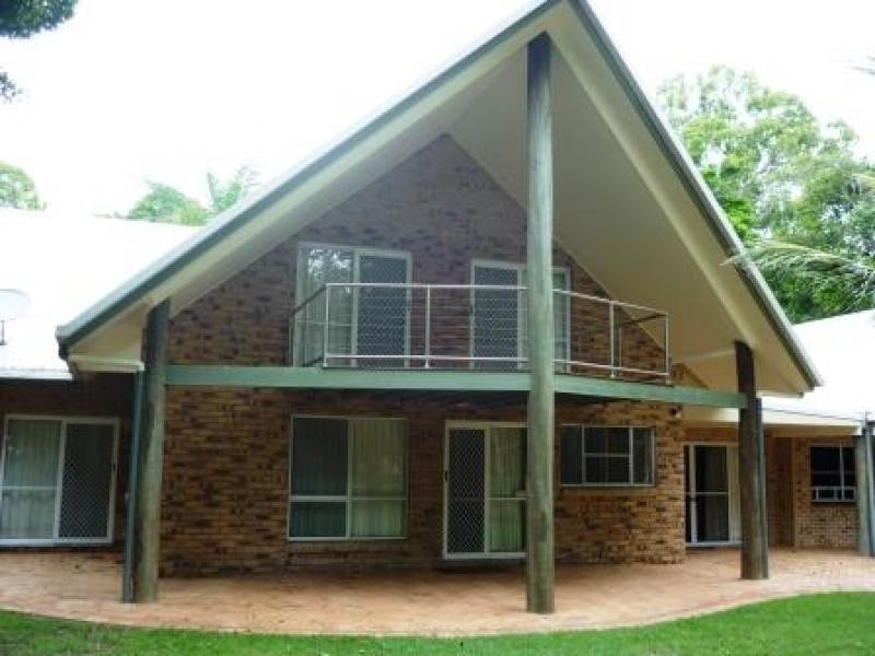 4 Howea Court, Dundowran Beach QLD 4655