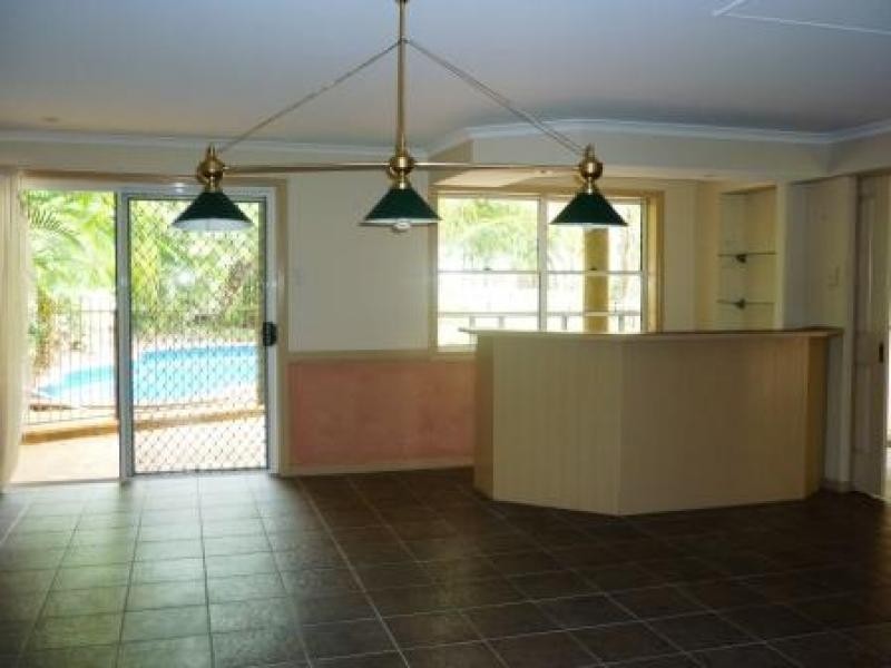 4 Howea Court, Dundowran Beach QLD 4655