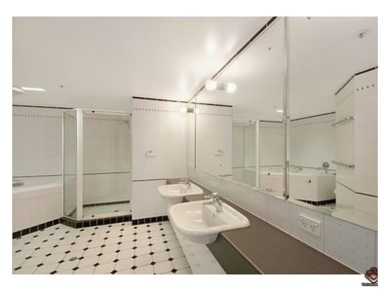 12 Commodore drive, Paradise Waters QLD 4217