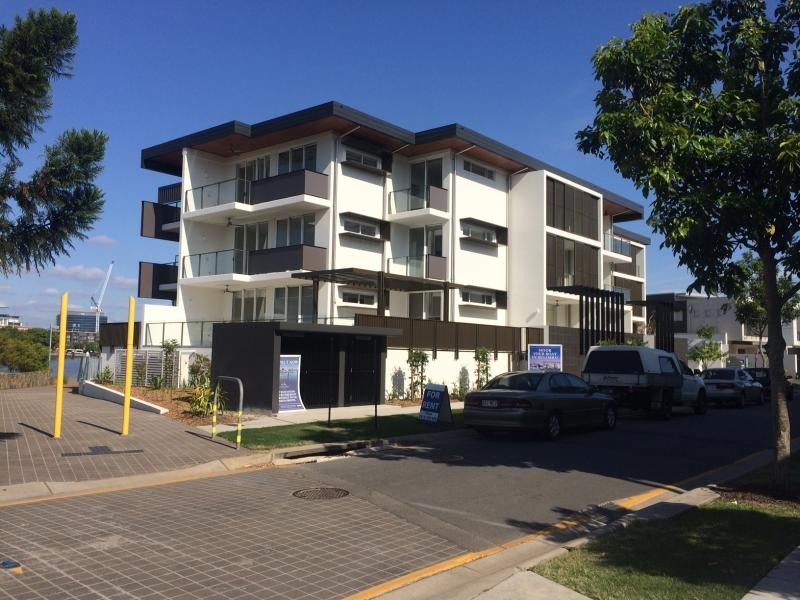 47 Addison Avenue, Bulimba QLD 4171