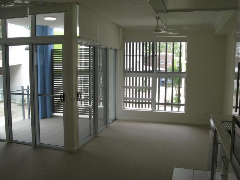 65 Manooka Drive, Cannonvale QLD 4802