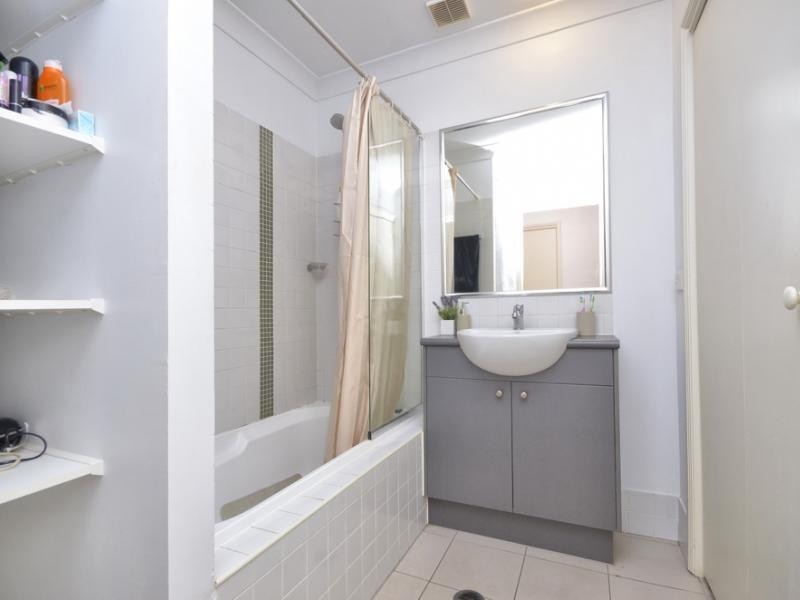 65 Berwick St, Fortitude Valley QLD 4006