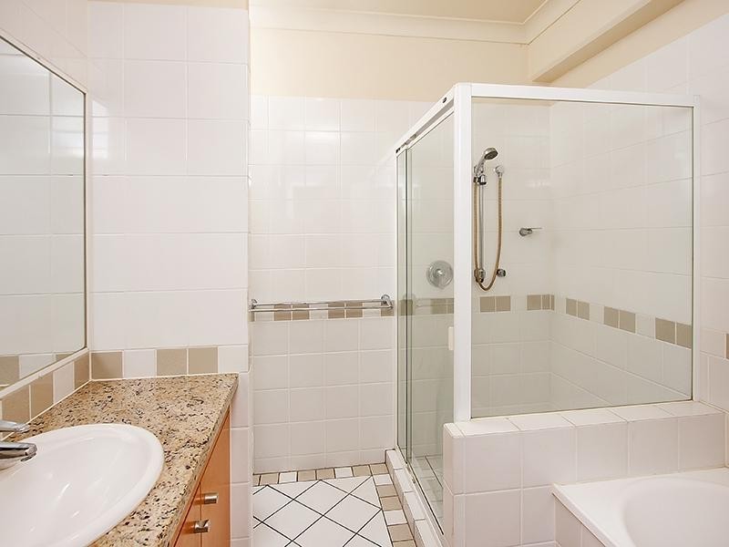 7 Boyd ST, Bowen Hills QLD 4006