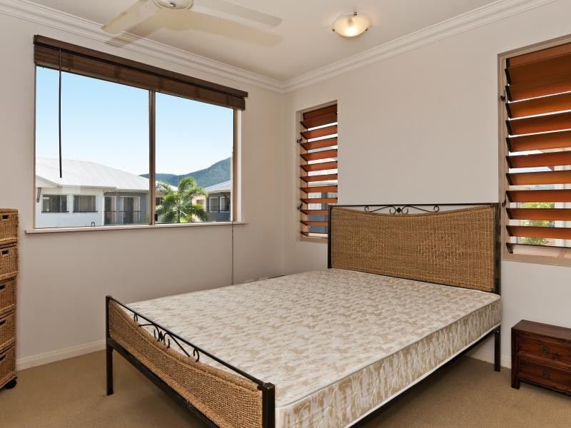 Manoora QLD 4870