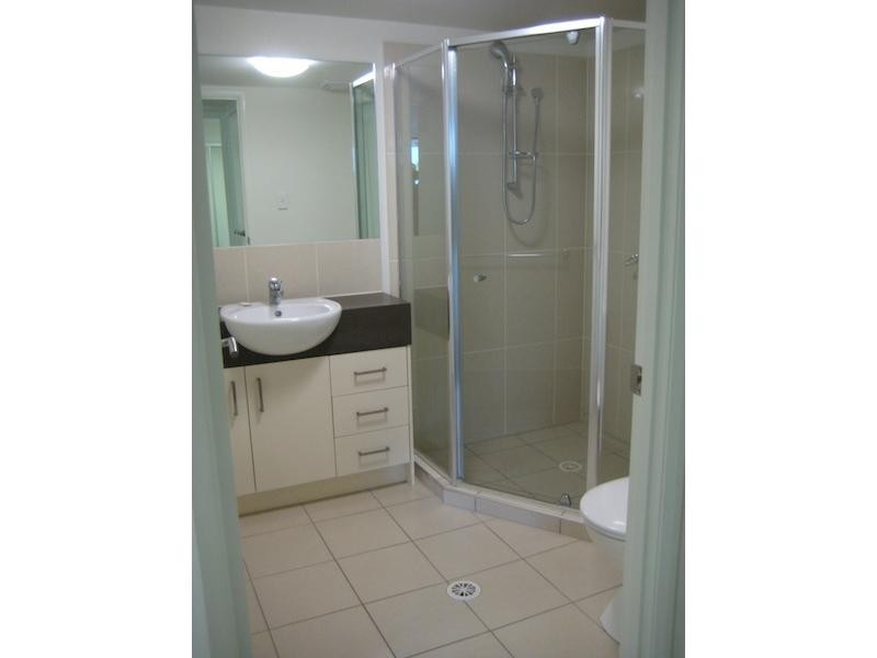 35 Hamilton Road, Moorooka QLD 4105