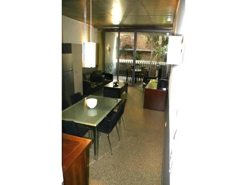 8 Skyring Terrace, Teneriffe QLD 4005