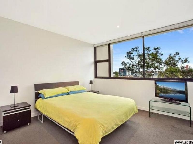 10 Pidgeon Close, West End QLD 4101