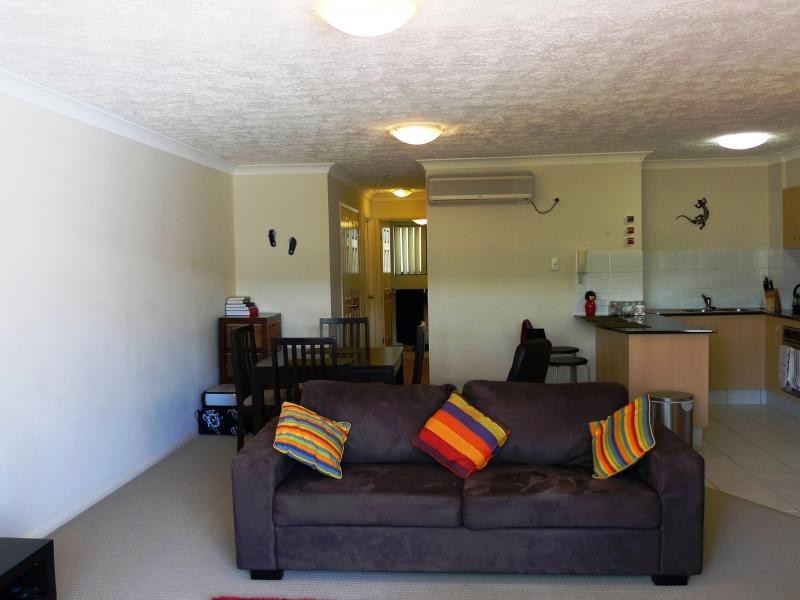 40 Labrador Street, Labrador QLD 4215