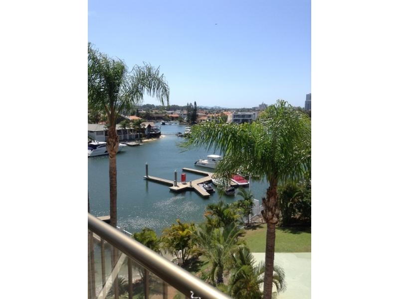 Paradise Waters QLD 4217