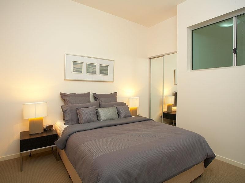 28 Ferry Rd, West End QLD 4101