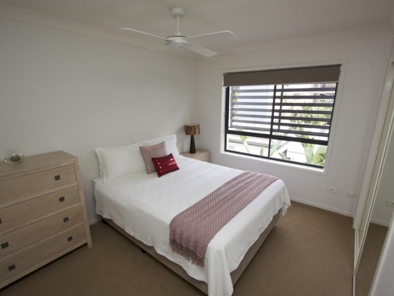 52 NEWSTEAD TERRACE, Newstead QLD 4006