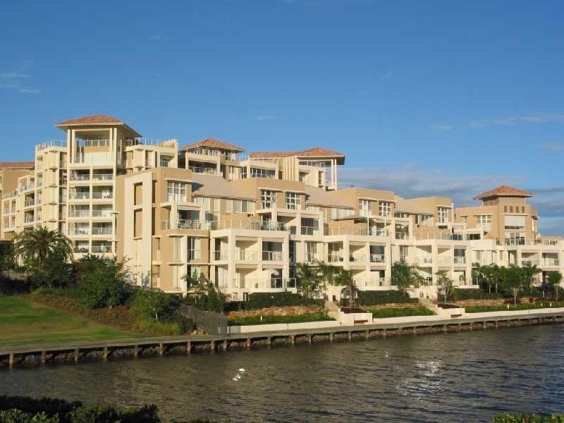 251 Varsity Pde, Varsity Lakes QLD 4227