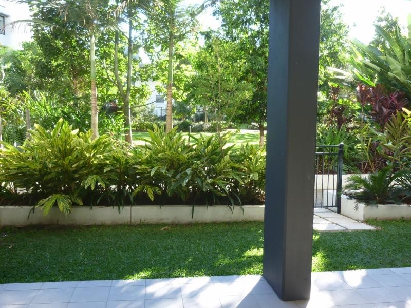 10 Pidgeon Close, West End QLD 4101