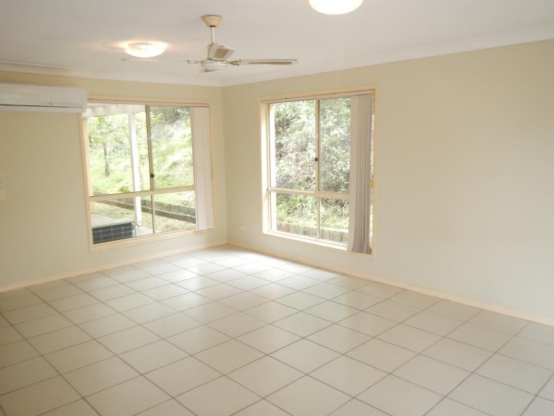 2 Stormbird Place, Carrara QLD 4211