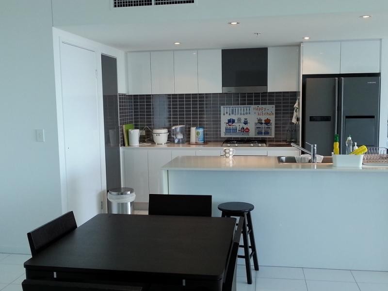 5 LAWSON, Southport QLD 4215
