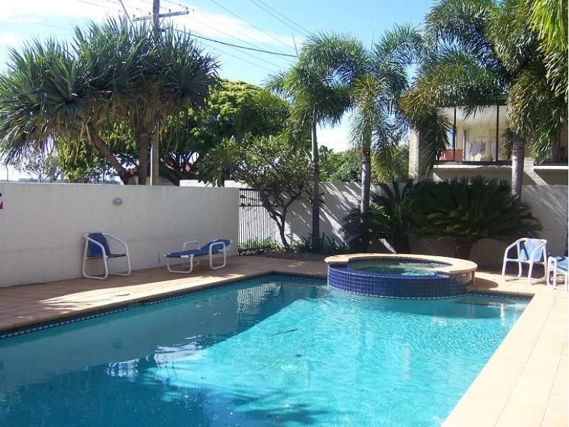 3-5 Norman Street, Southport QLD 4215