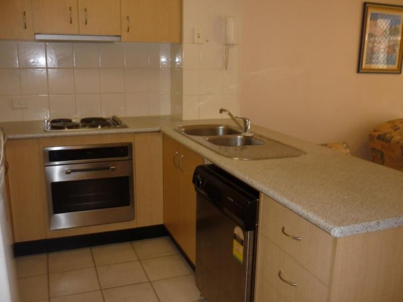 3-5 Norman Street, Southport QLD 4215