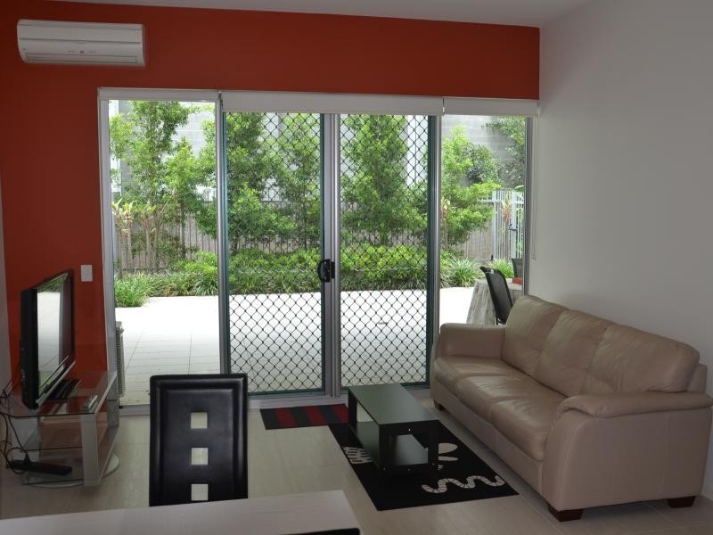 28 Ferry Rd, West End QLD 4101