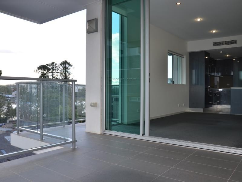 42 Ferry Rd, West End QLD 4101