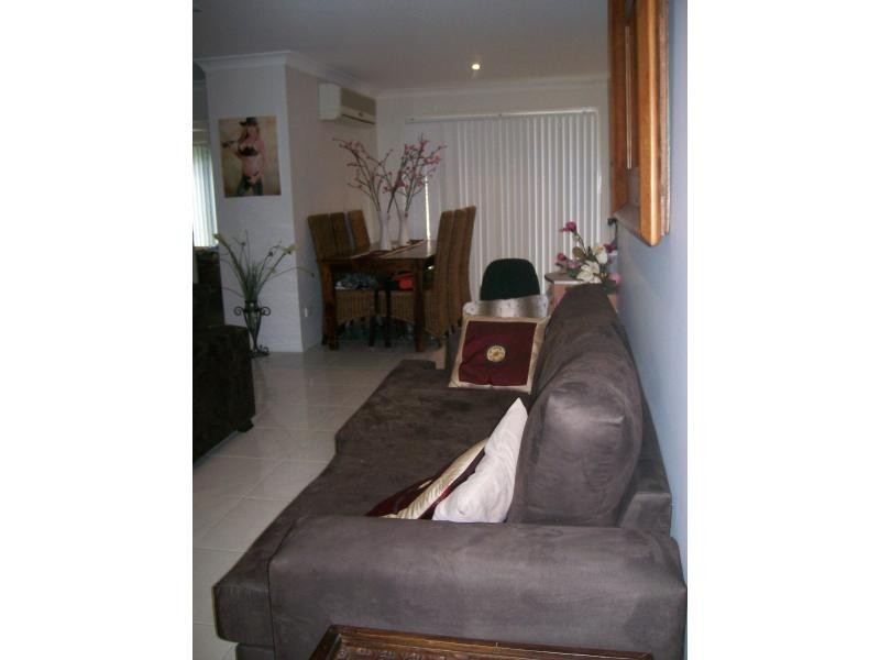 28 Ancona St, Carrara QLD 4211
