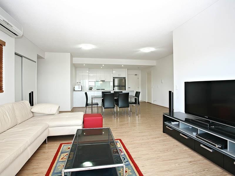 28 Ferry Rd, West End QLD 4101