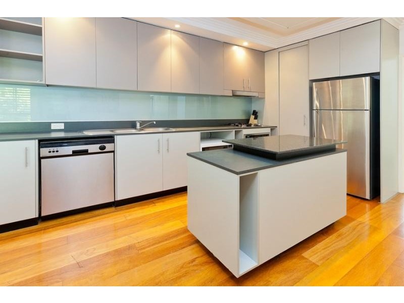 402 NEWSTEAD TERRACE, Newstead QLD 4006