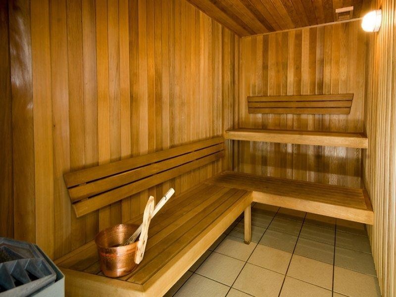 8 Land Street, Toowong QLD 4066