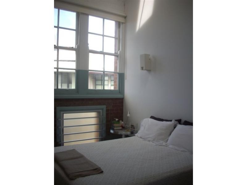 8 Skyring Terrace, Teneriffe QLD 4005