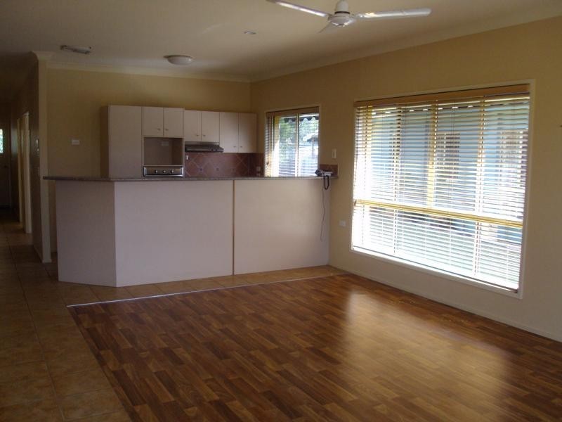 40 Lakeside Crescent, Currimundi QLD 4551