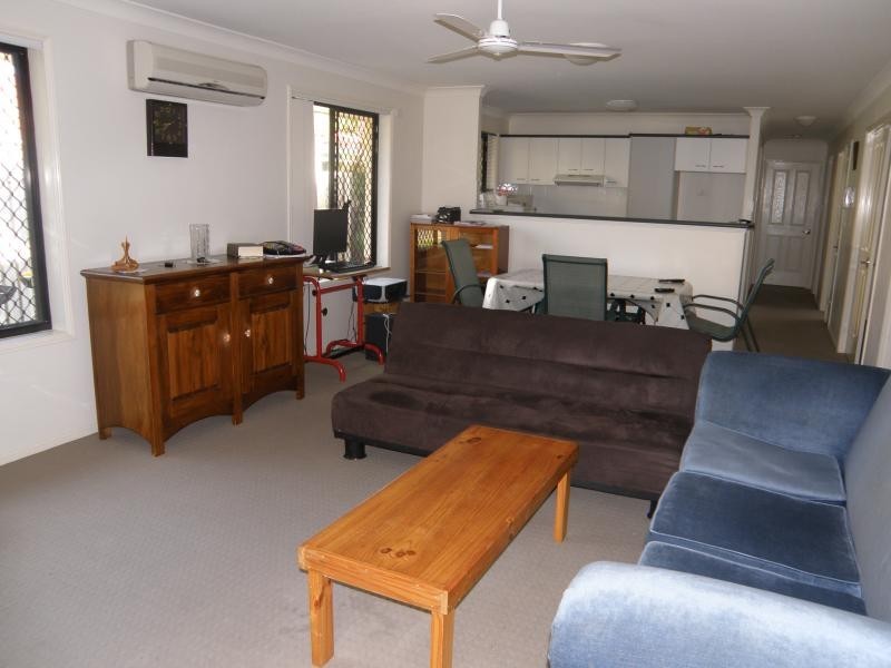 110 Scrub Rd, Carindale QLD 4152