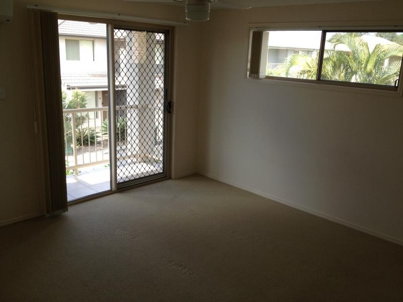 38 Johnston Street, Carina QLD 4152