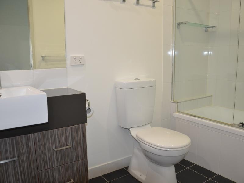 28 Ferry Rd, West End QLD 4101