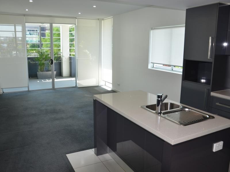 28 Ferry Rd, West End QLD 4101