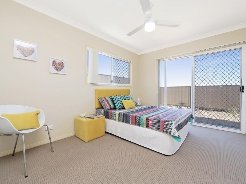 19 Gumtree Cres, Upper Coomera QLD 4209