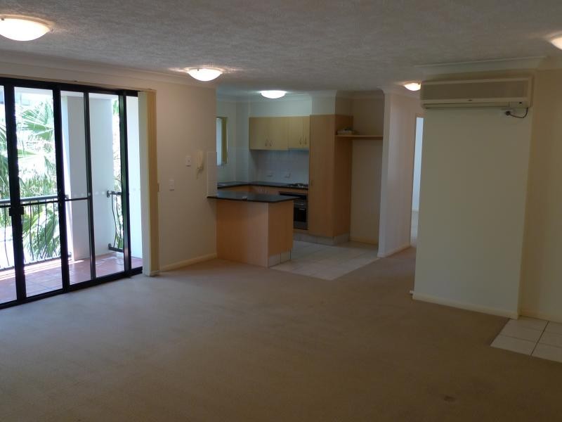 38 Labrador Street, Labrador QLD 4215