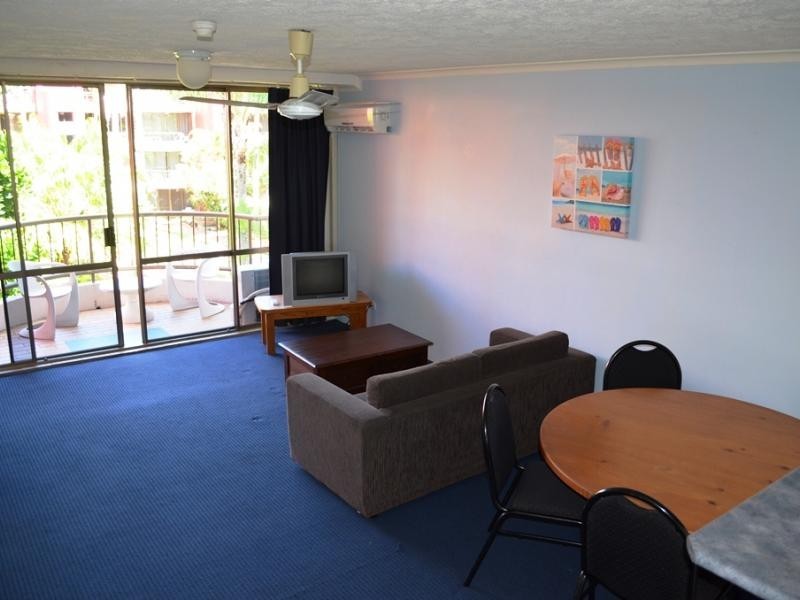 38 Enderley Ave, Surfers Paradise QLD 4217