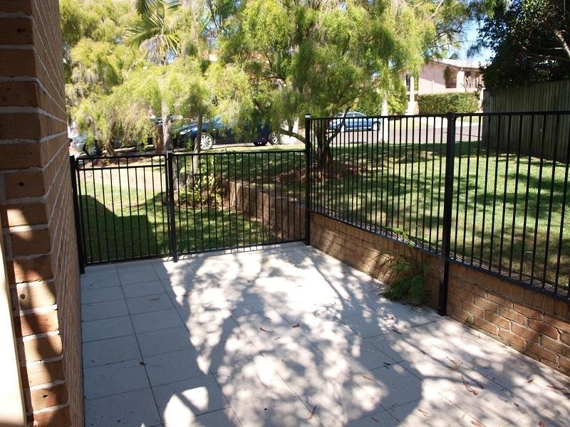 13 Prior Rd, Moffat Beach QLD 4551