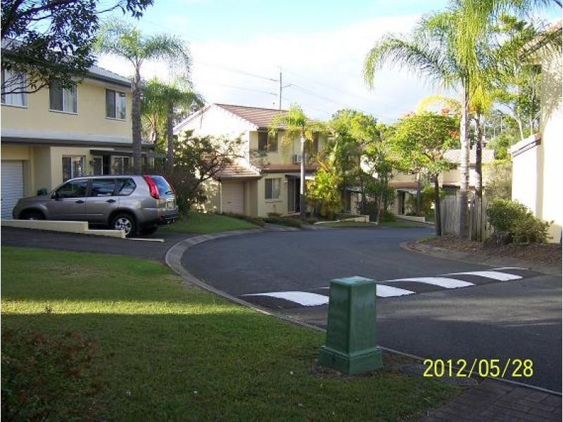 279 Cotlew St.West,, Ashmore QLD 4214