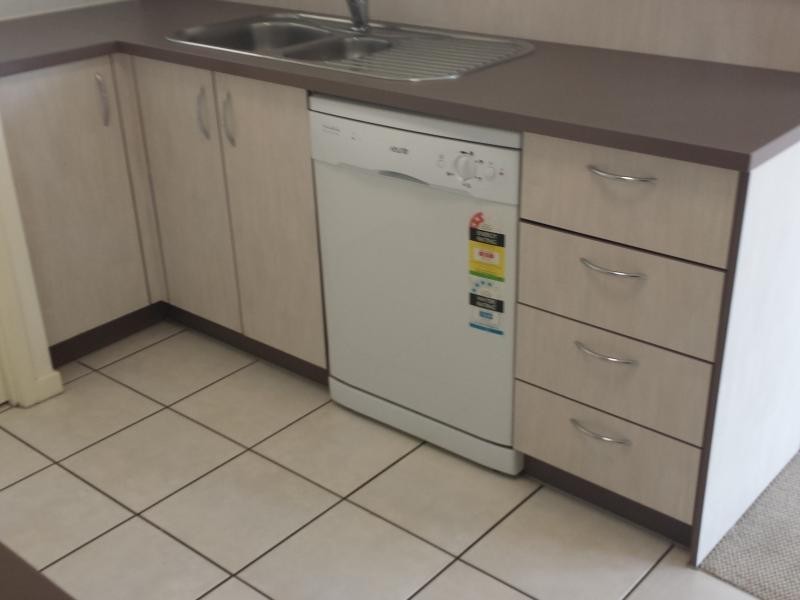 66 University Drive, Meadowbrook QLD 4131