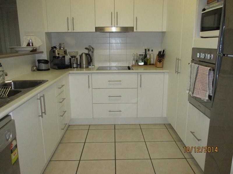 42 Warburton Street, North Ward QLD 4810