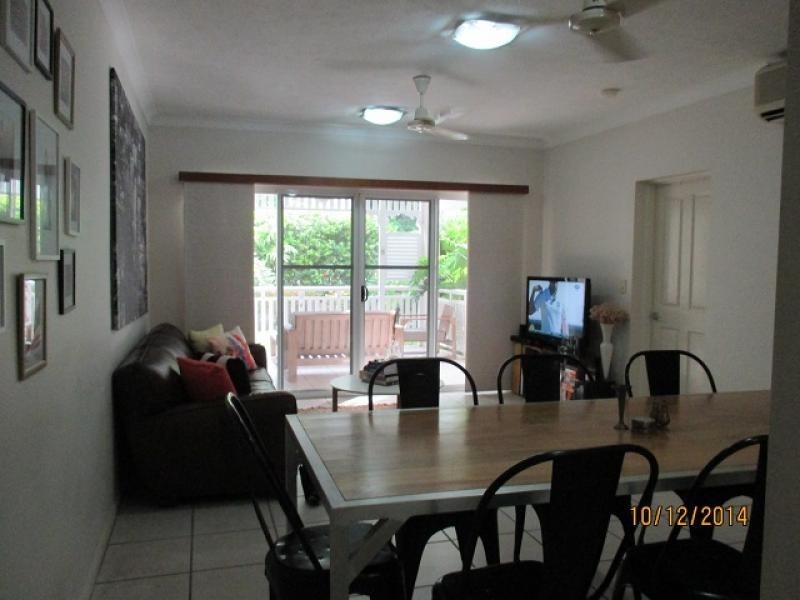 42 Warburton Street, North Ward QLD 4810