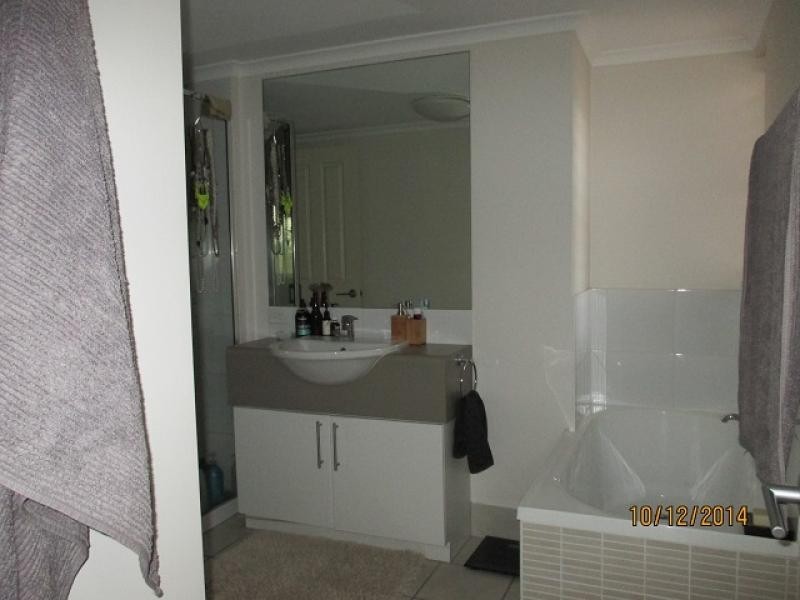 42 Warburton Street, North Ward QLD 4810