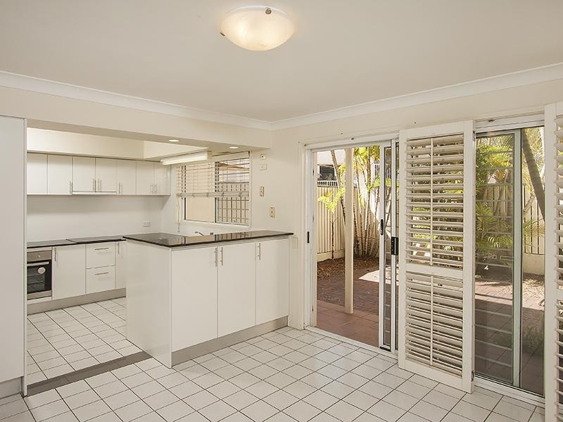 7 Boyd St, Bowen Hills QLD 4006