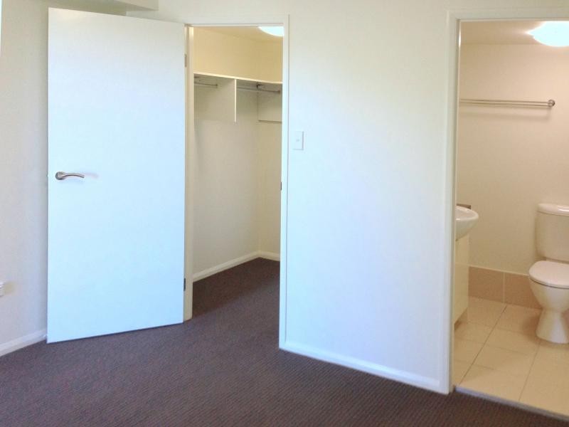 35 Hamilton Road, Moorooka QLD 4105