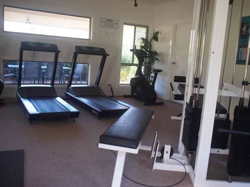 9 Shaw Place, Redland Bay QLD 4165
