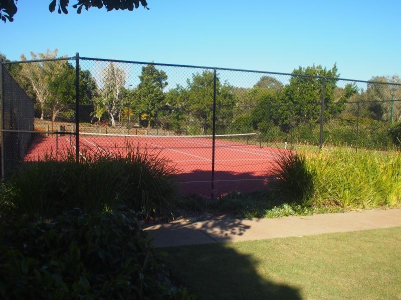 9 Shaw Place, Redland Bay QLD 4165
