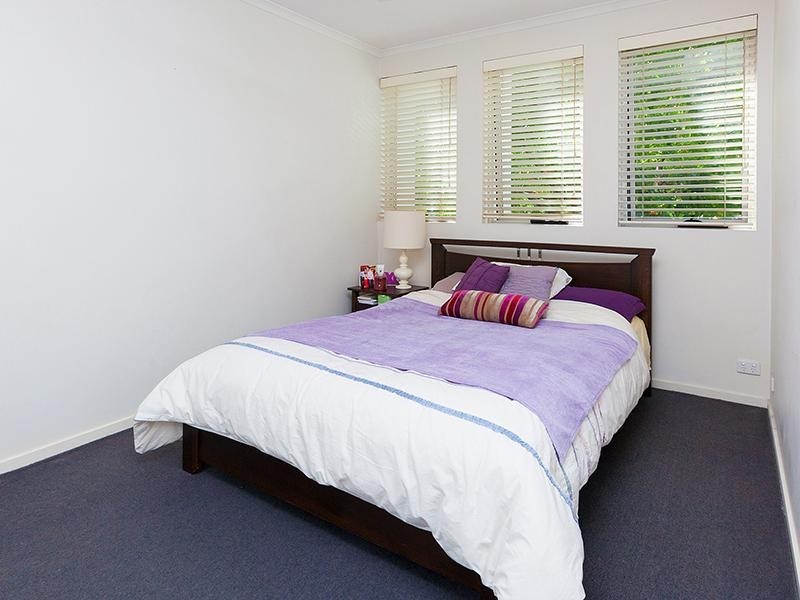 42 NEWSTEAD TERRACE, Newstead QLD 4006